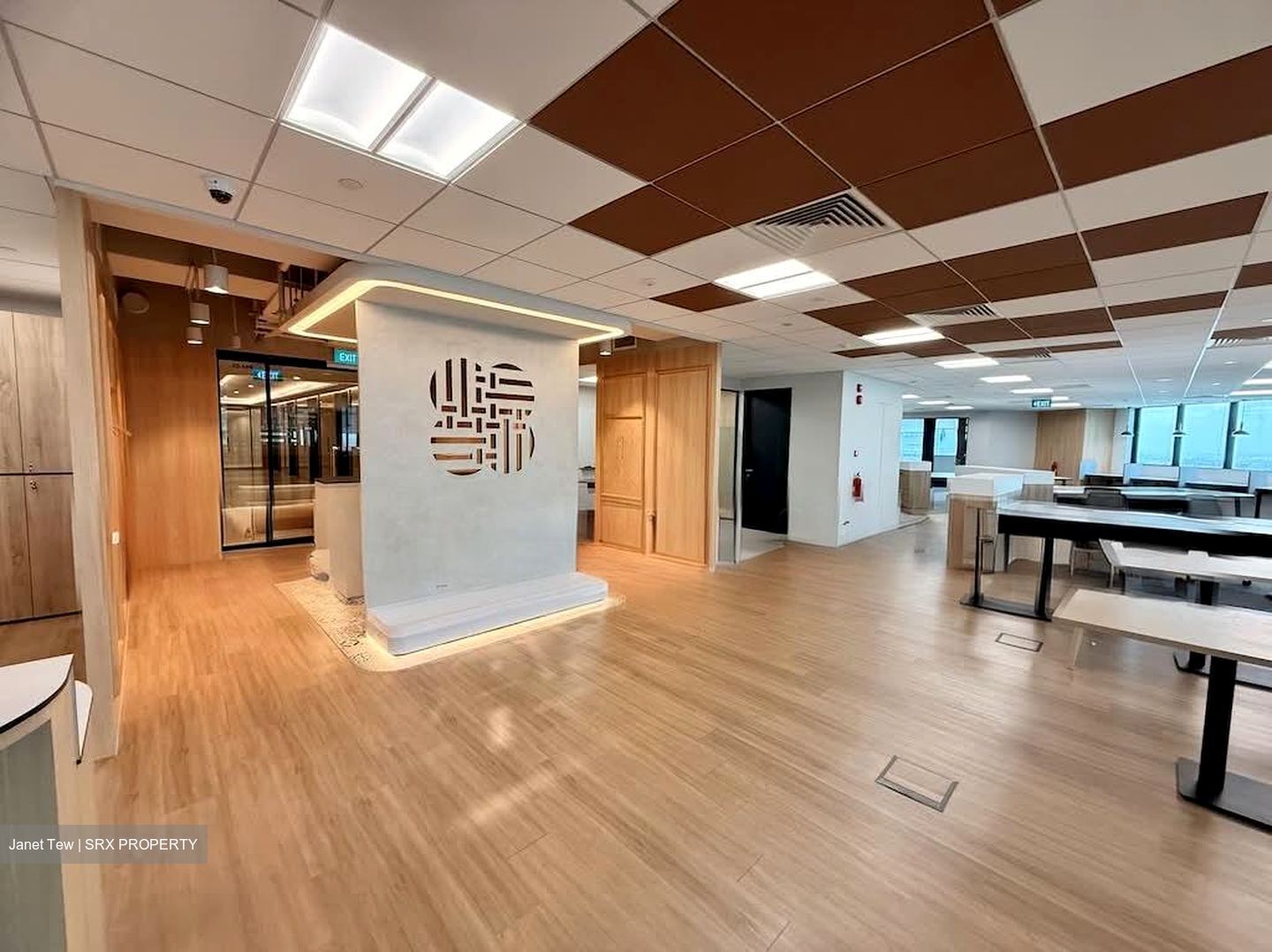 Republic Plaza (D1), Office #557752241